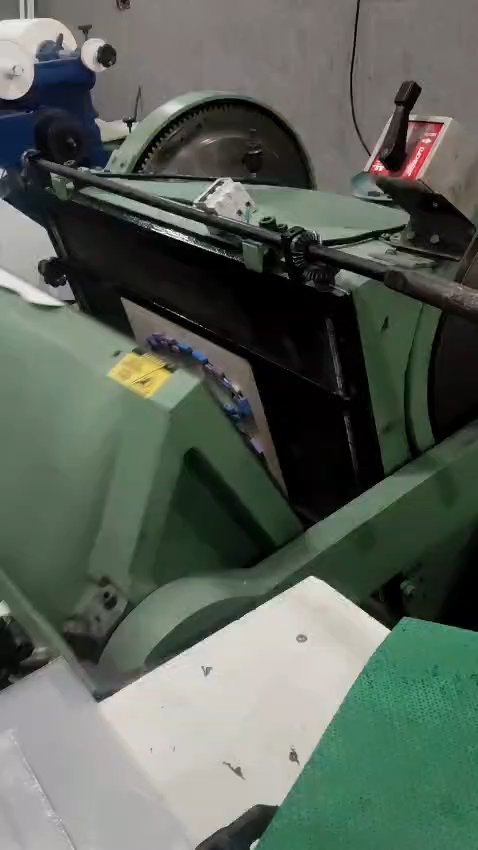 Corte e vinco. BOCA DE SAPO