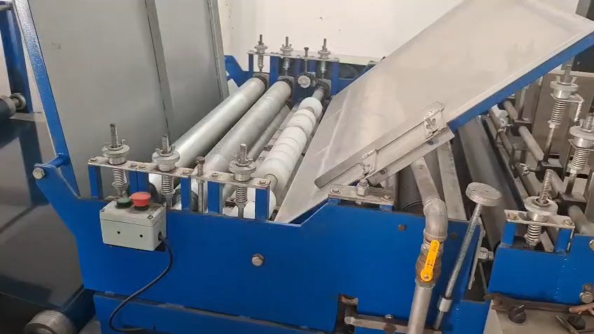 Acopladeira Semi-automática 110