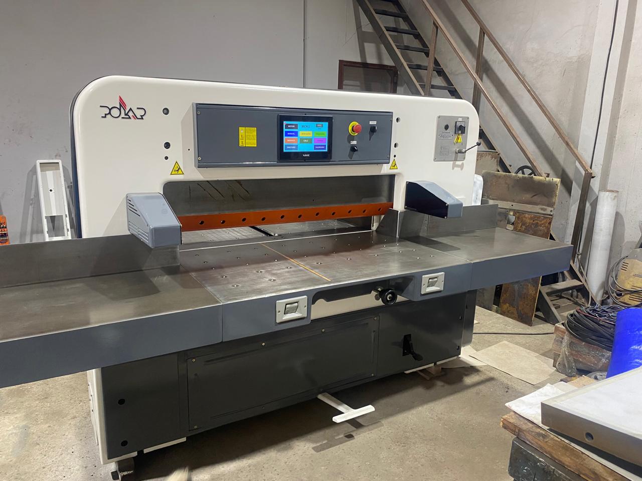 Guilhotina Polar 115